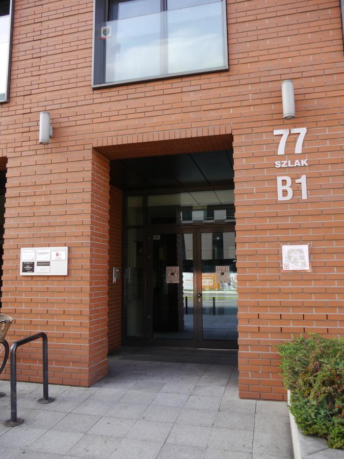 Modern Apartment In City Center Krakow Exterior photo